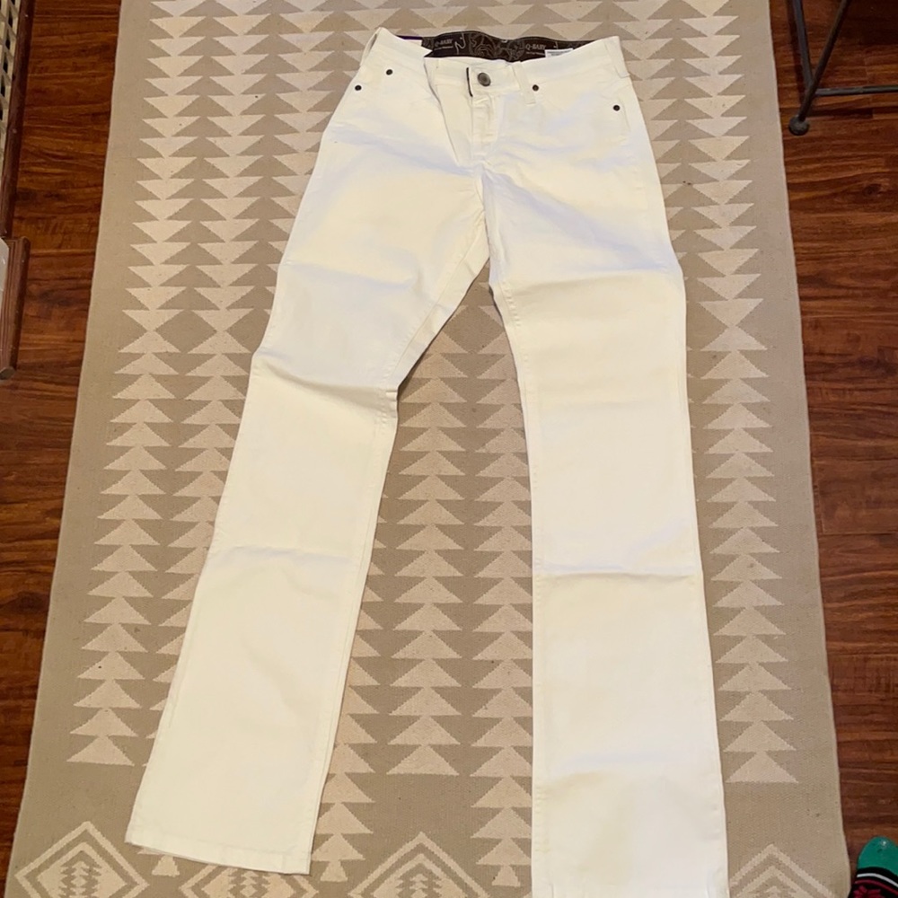 Rodeo Queens!! Brand new wrangler q-baby Jeans